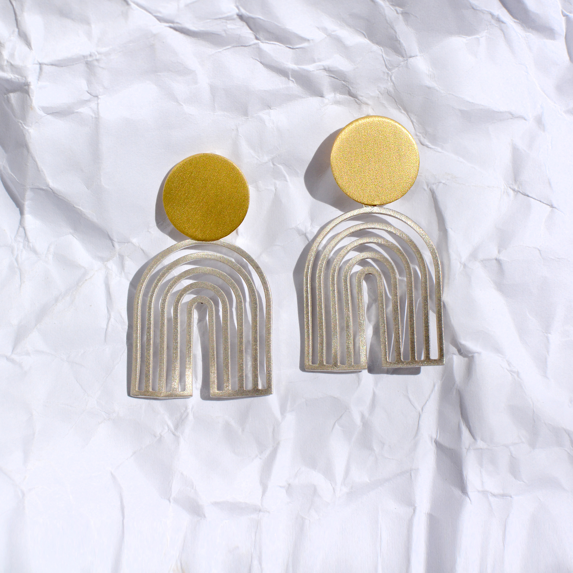 Σκουλαρίκια καρφωτά  από την συλλογή Βauhaus.