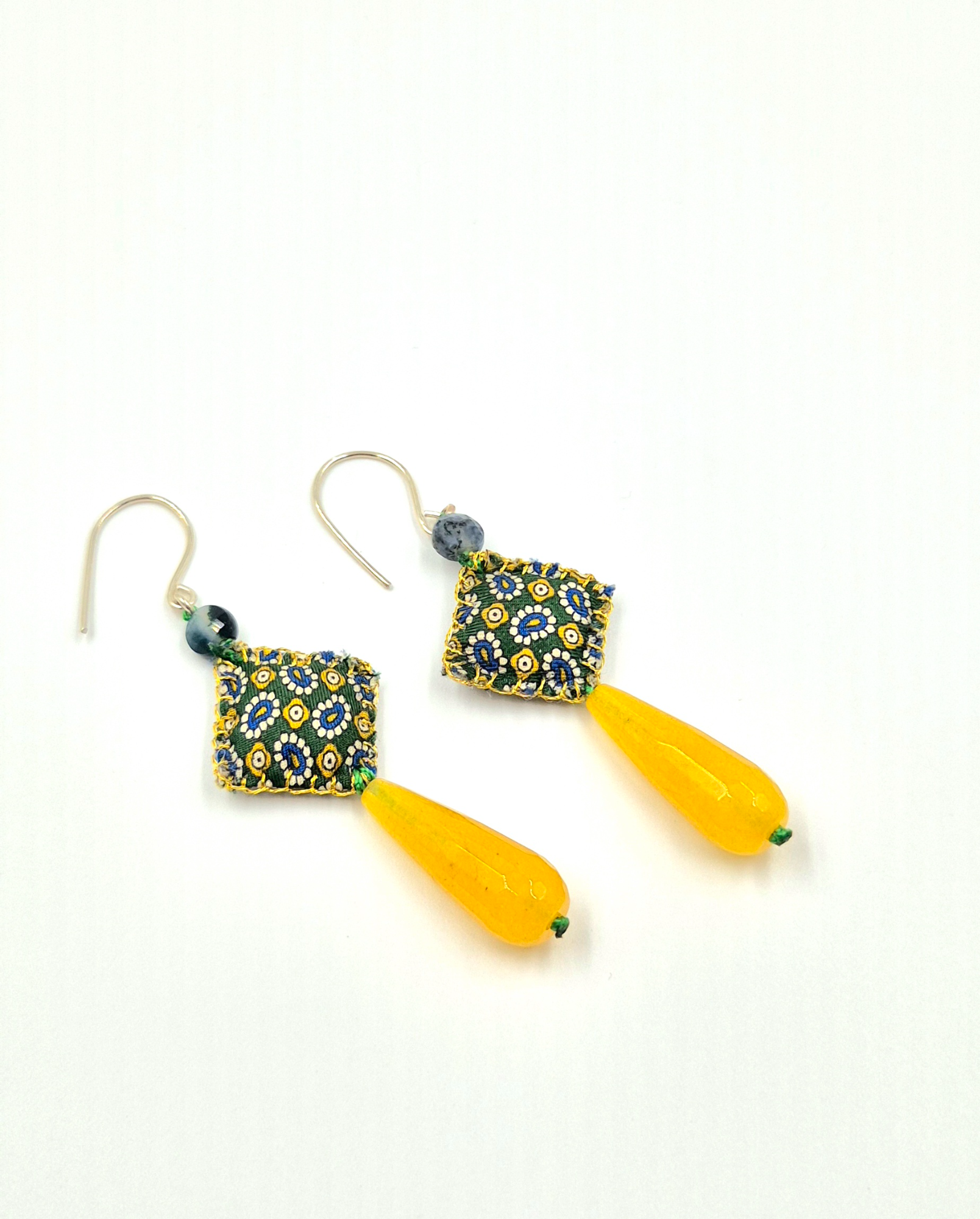 Yellow drops 