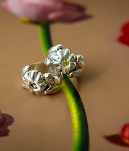 Narcissus Ring