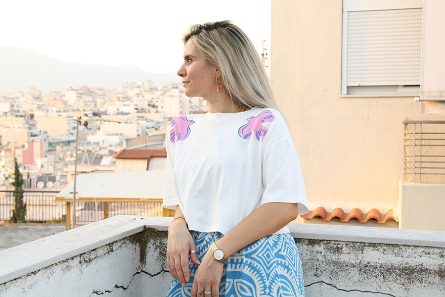 Crop-Top λευκό με τύπωμα flying birds 