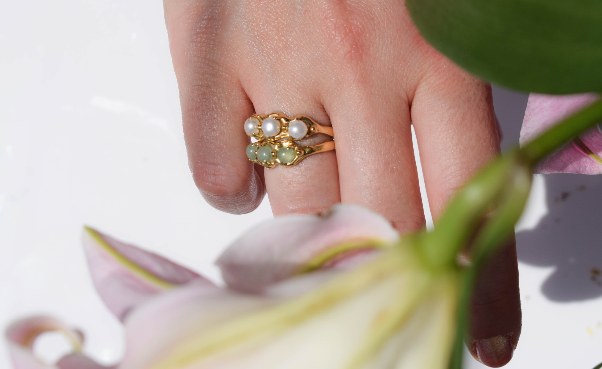 Simple ring with pearls or aventurine