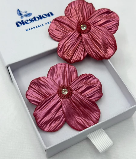 Big Statement Floral earrings with Swarovski ✨