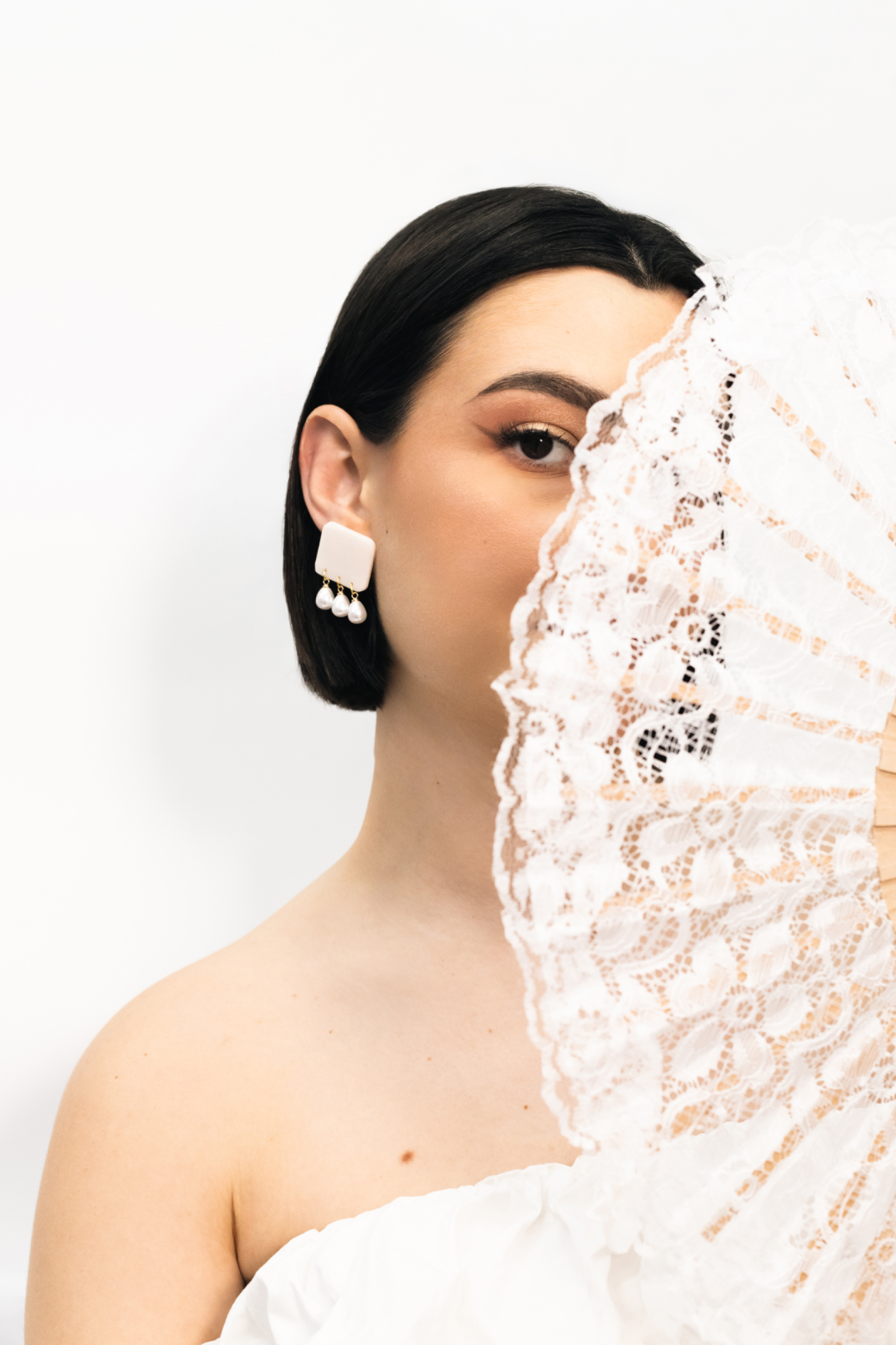 “Classy pearl” Earrings