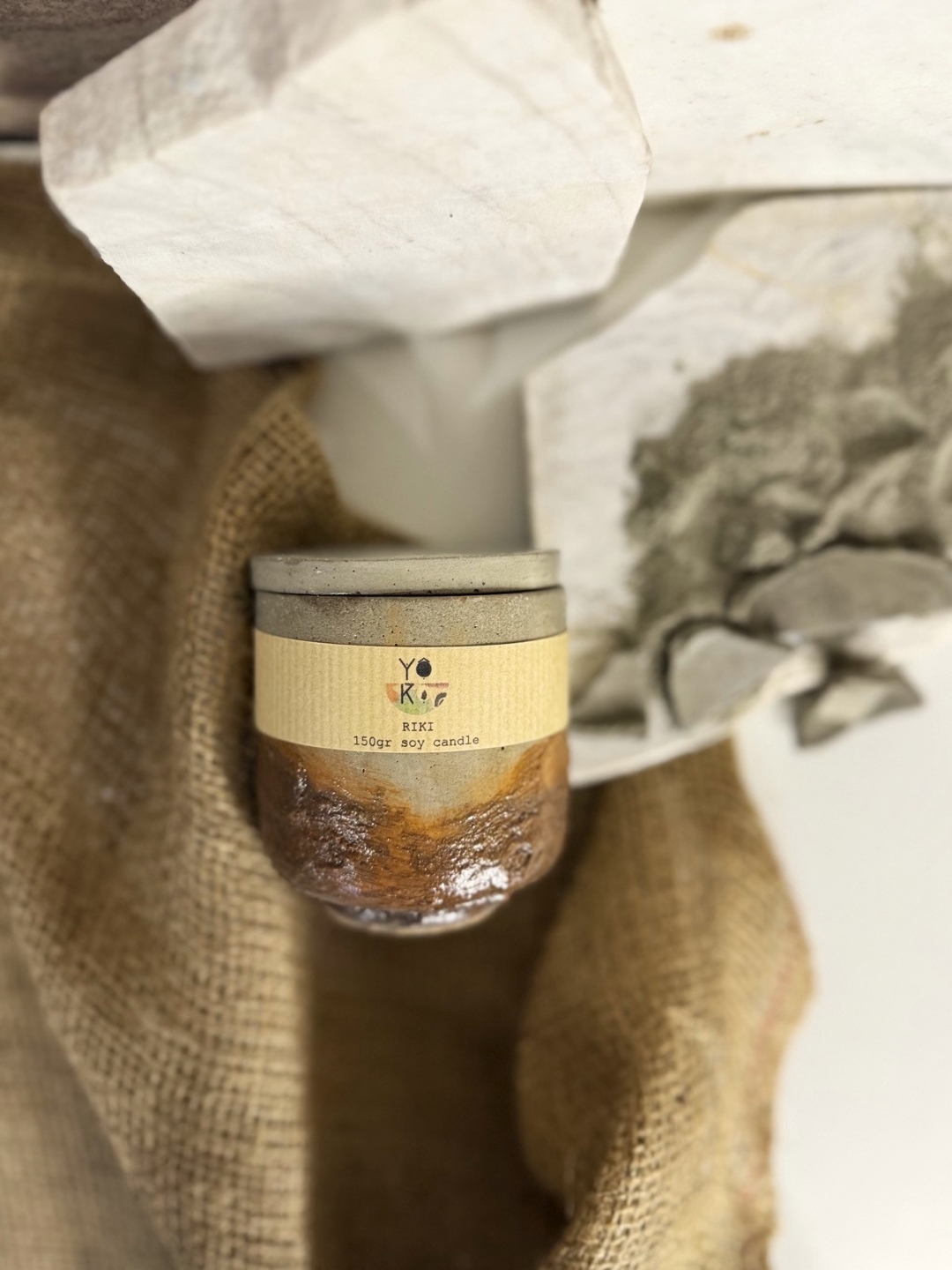 Riki Earth Texture Brown
Soy Candle