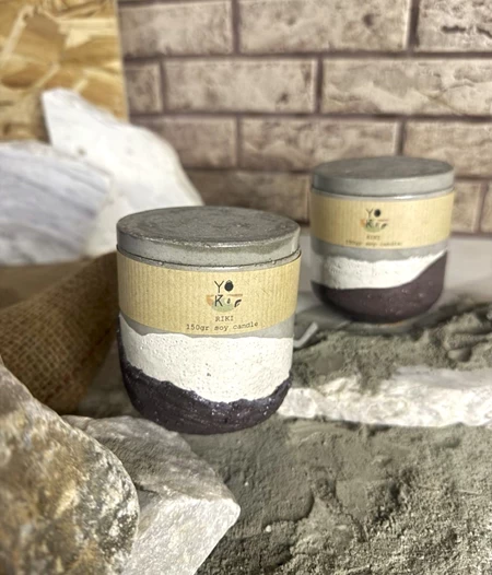 Riki Earth Texture Brown
Soy Candle