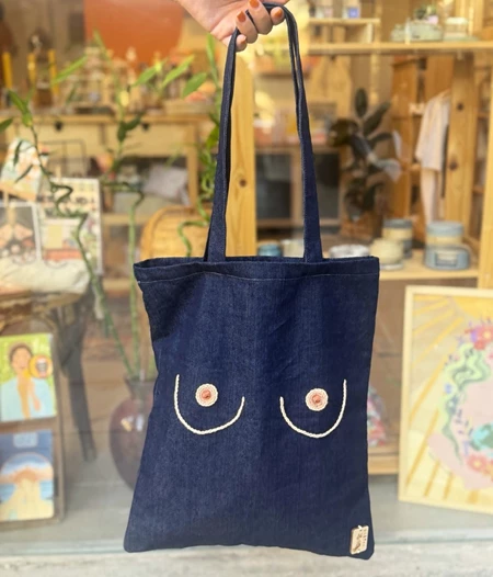 Bra Free Tote Bag Jean