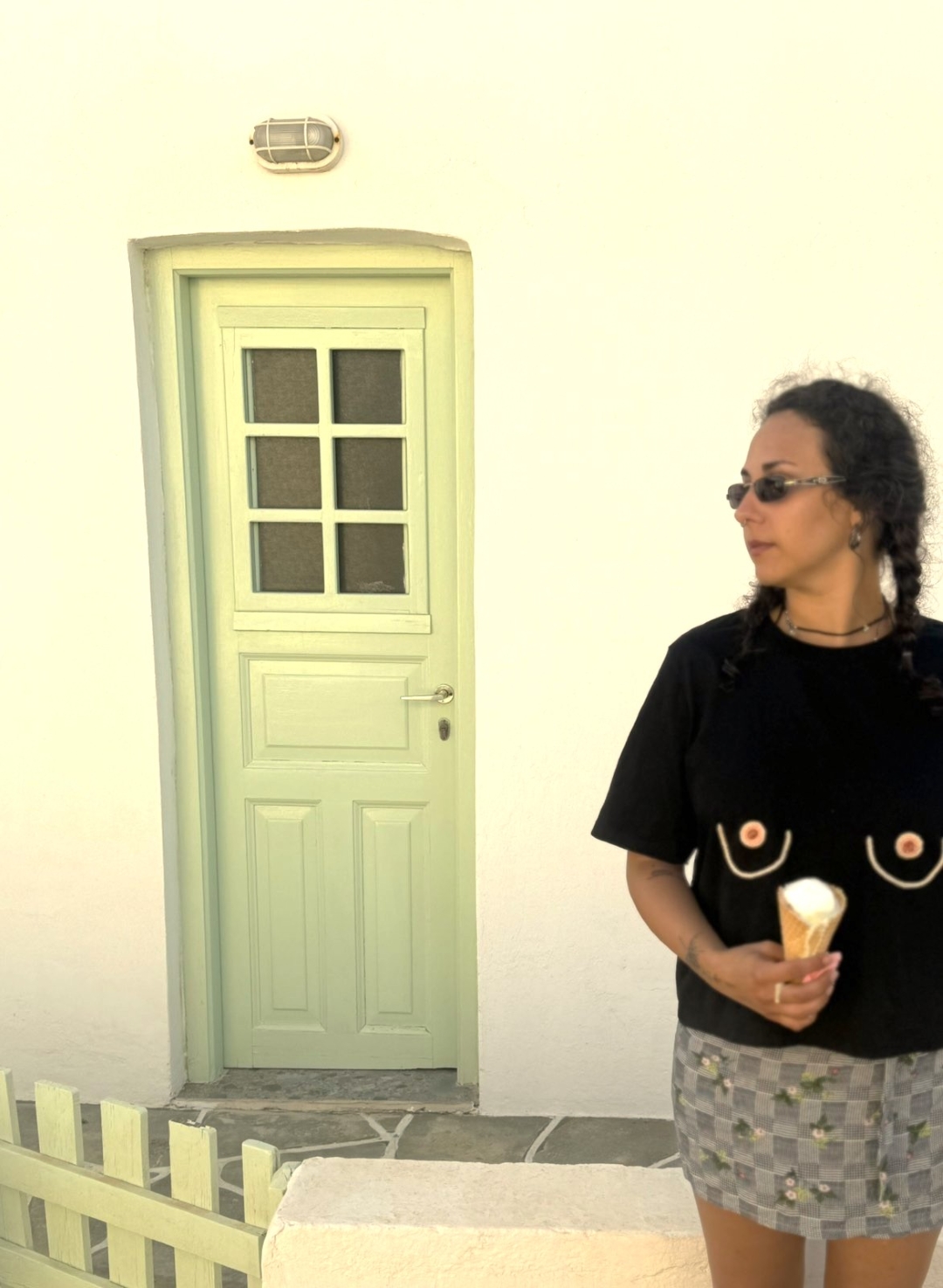 Bra Free Crop Top Black