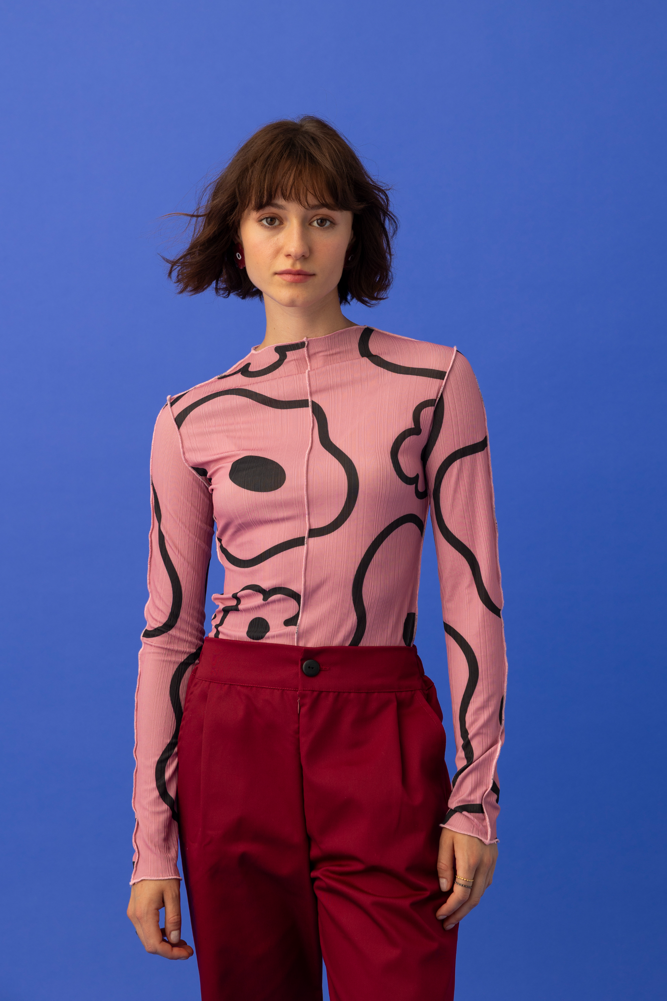 LILLY TOP-MINIMAL FLORAL