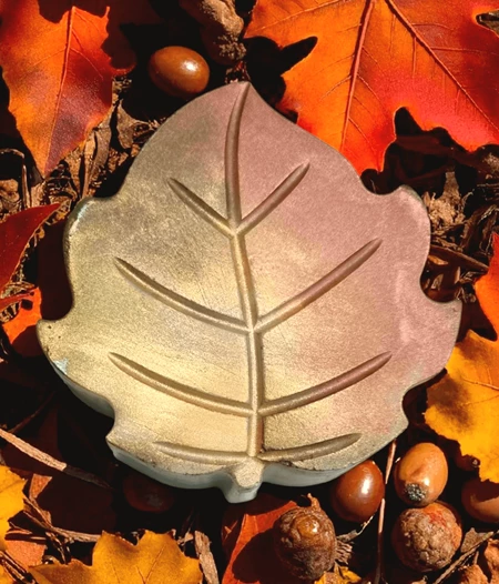 Αρωματικό Σαπούνι με σχήμα φθινοπωρινού φύλλου και άρωμα cashmere.