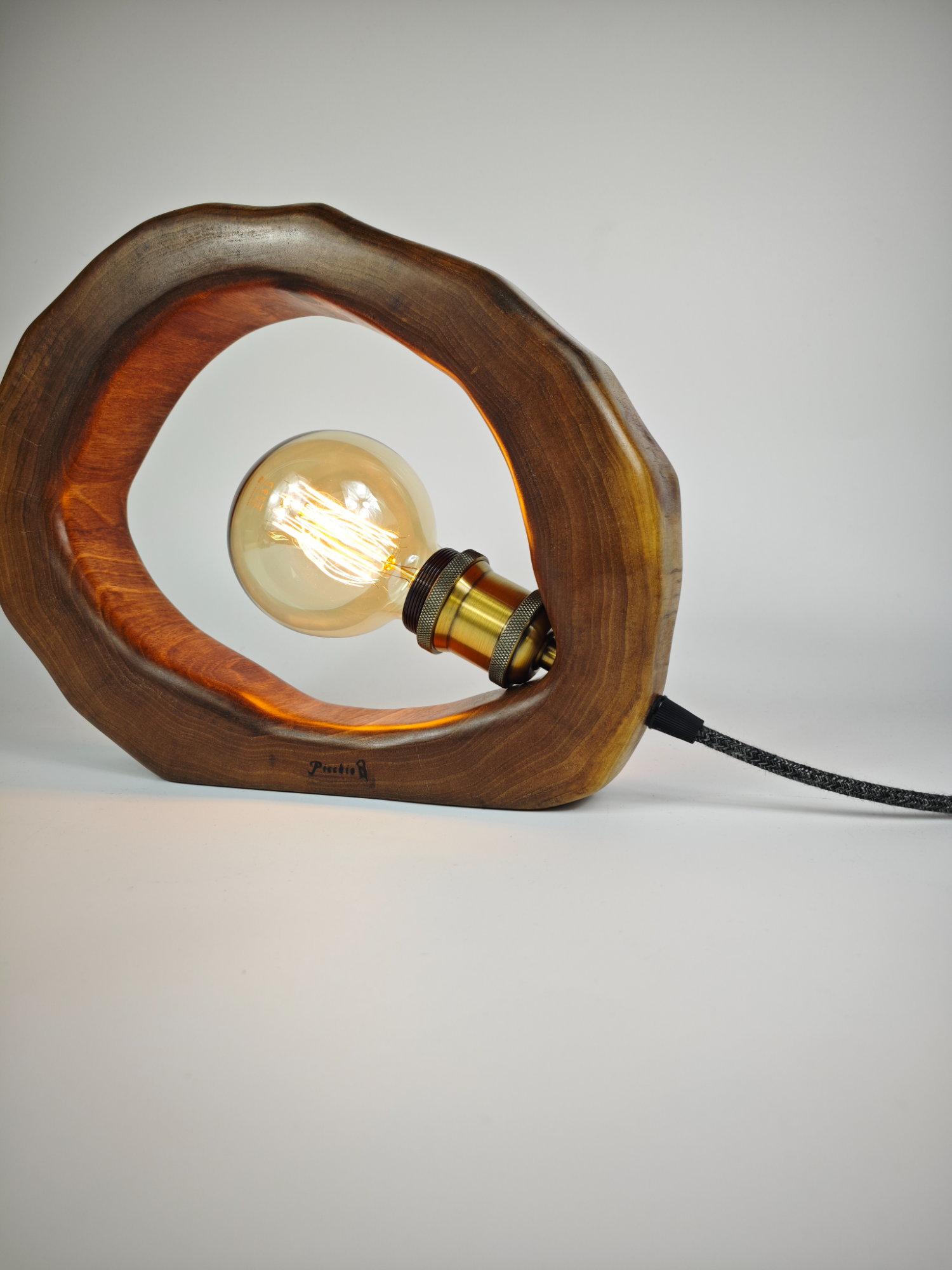 Επιτραπέζιο Φωτιστικό