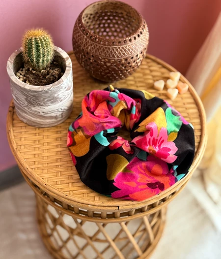Carla Scrunchy