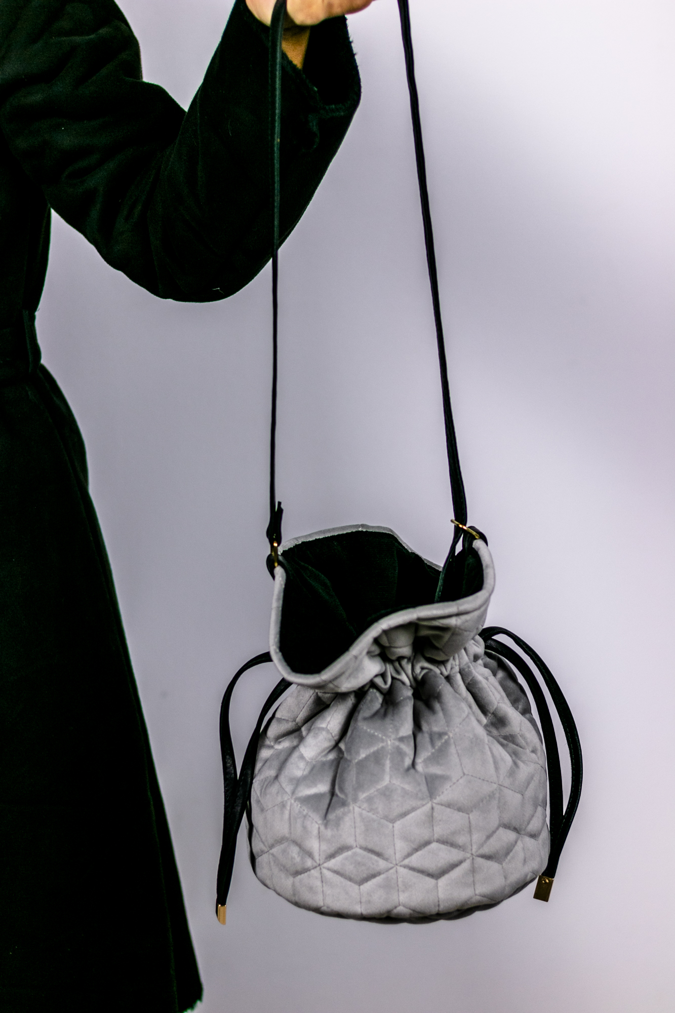 Quilted Velvet Bucket Bag - Gray