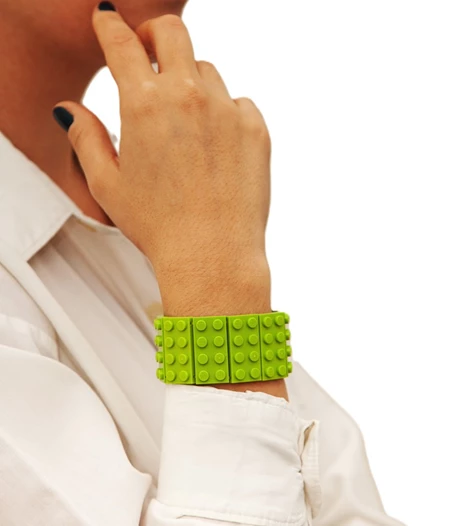 Μονόχρωμο βραχιόλι bricks 2x4