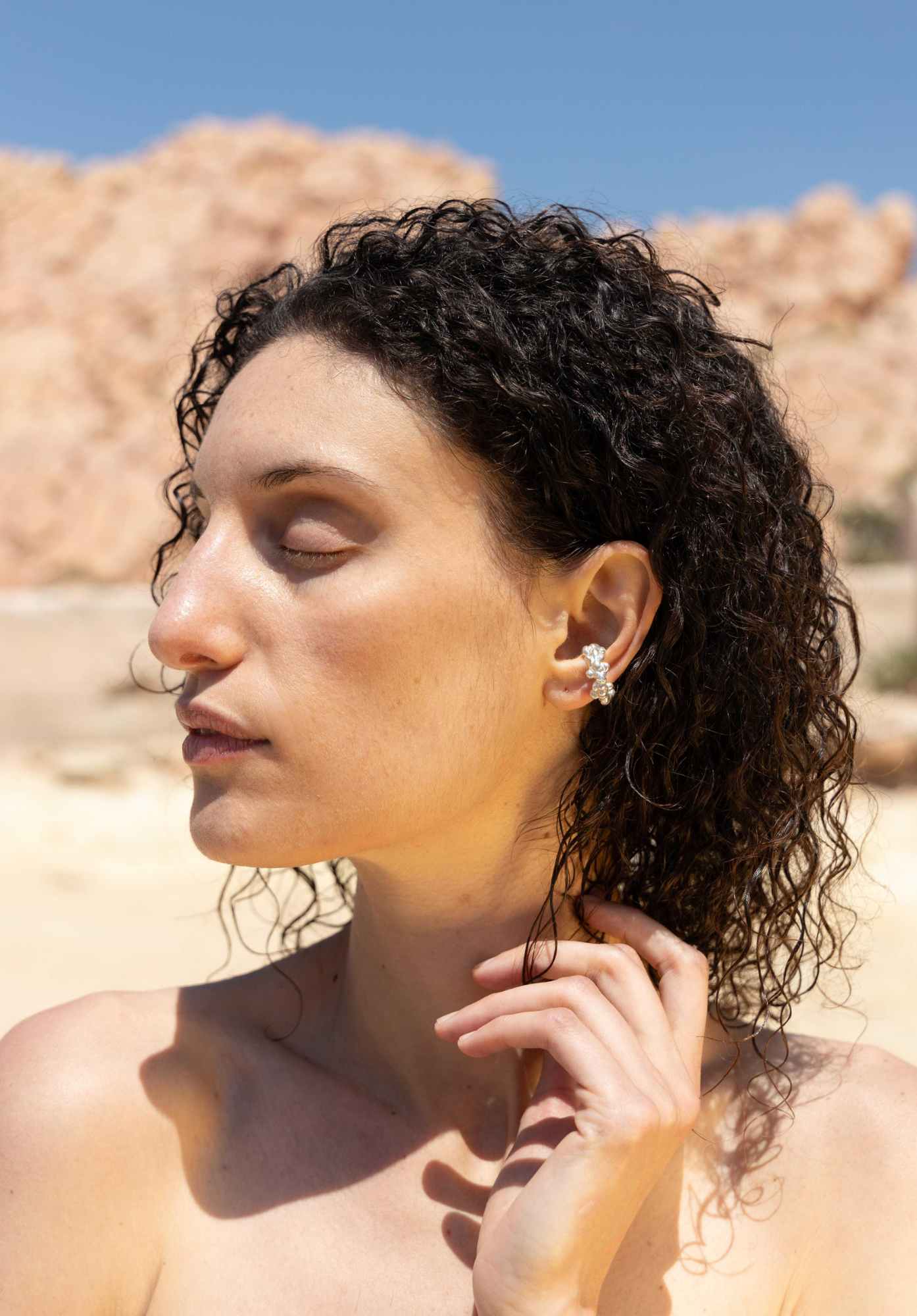Noelle ear cuff 