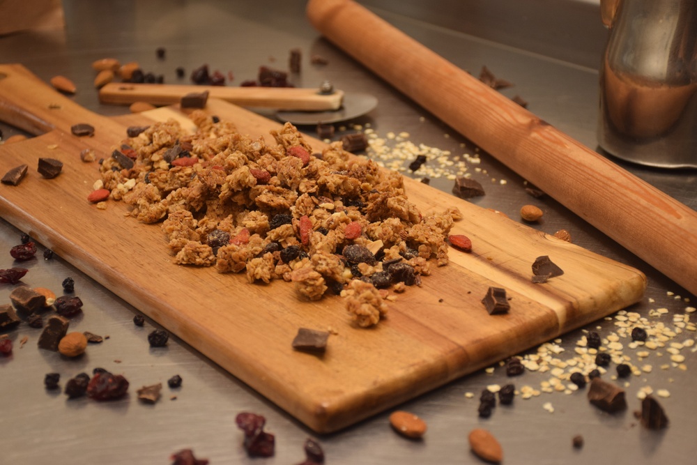 Granola Αχταρμάς Μαύρη Σοκολάτα & Κράνμπερι