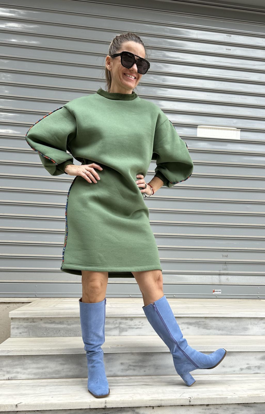 Χειροποίητο πράσινο φόρεμα φούτερ με oversized μανίκια