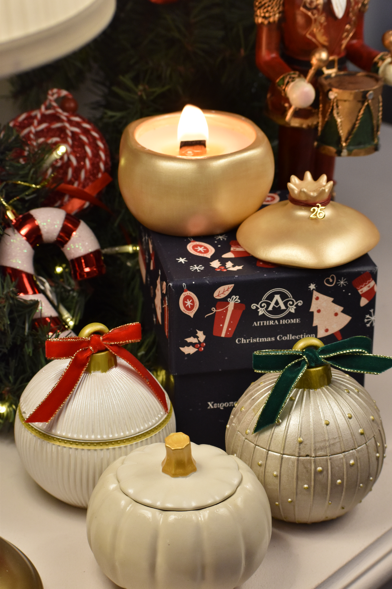 Christmas Collection - Striped Bauble candle
