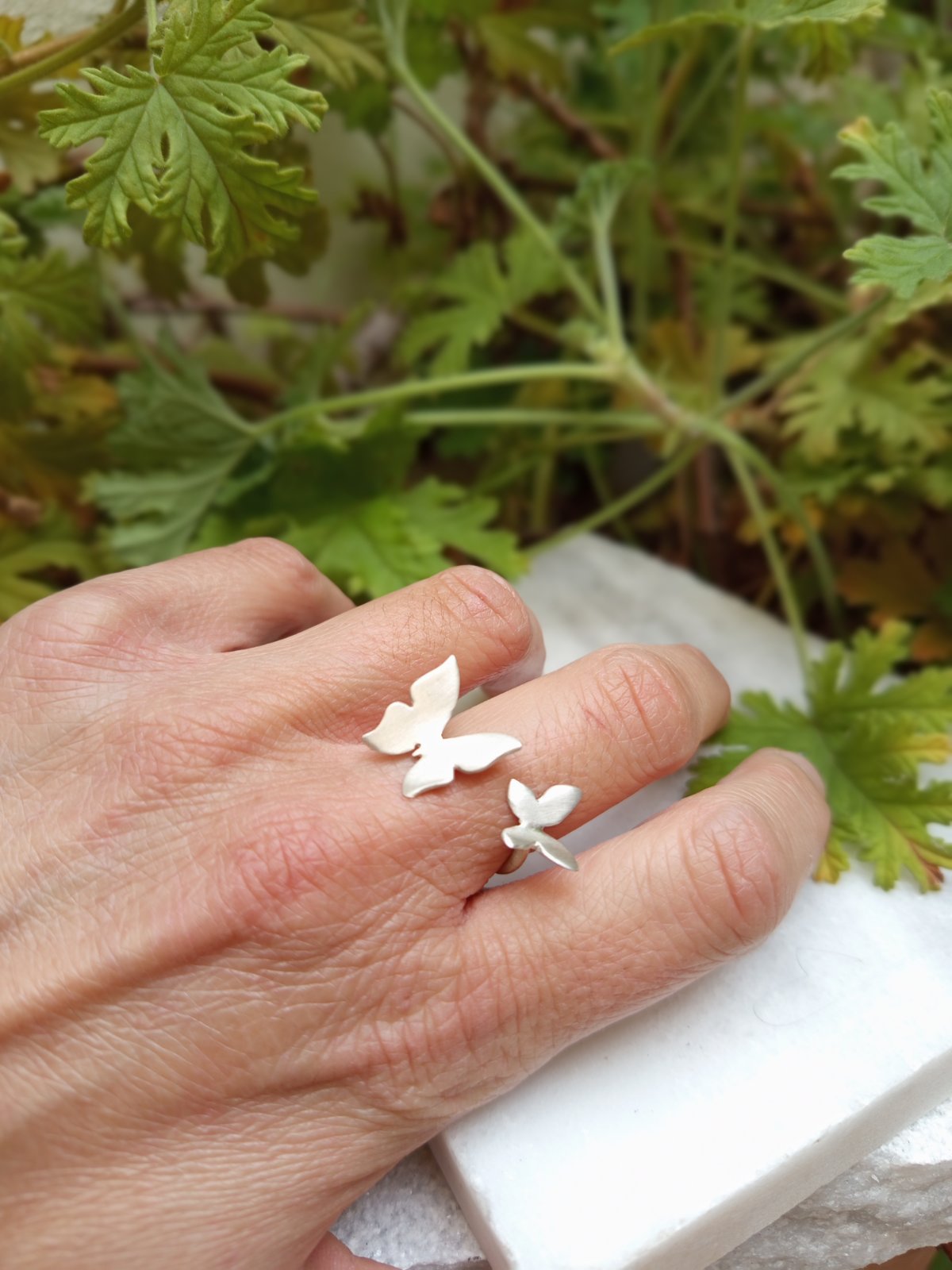 Δαχτυλίδι πεταλούδες.