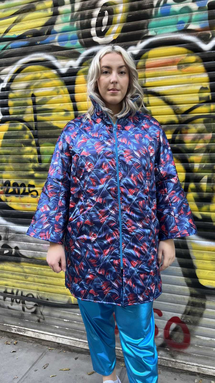 Χειροποίητο Παλτό σε Αφηρημένο Πολύχρωμο Πριντ.