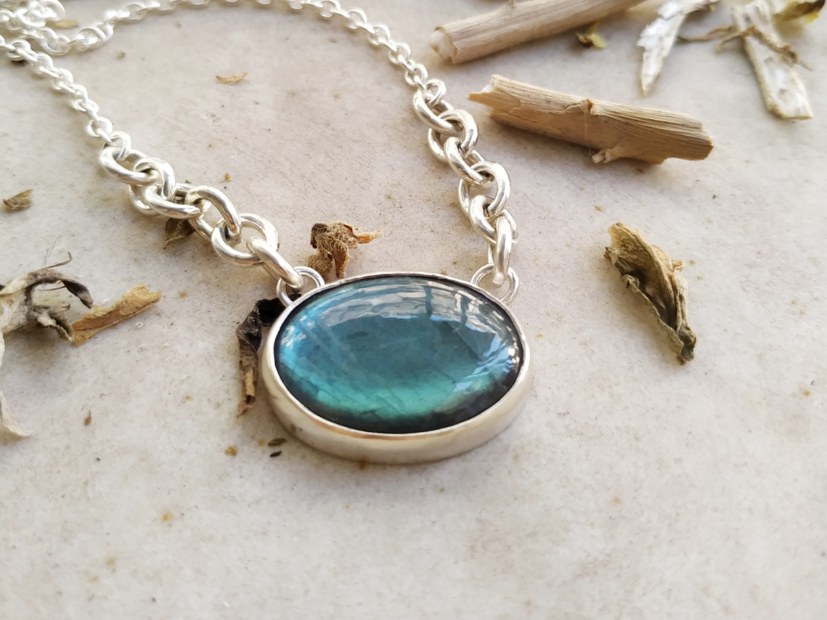 Labradorite necklace sterling silver, chunky crystal jewelry, labradorite chain necklace, oval labradorite, cabochon gem, anniversary gift