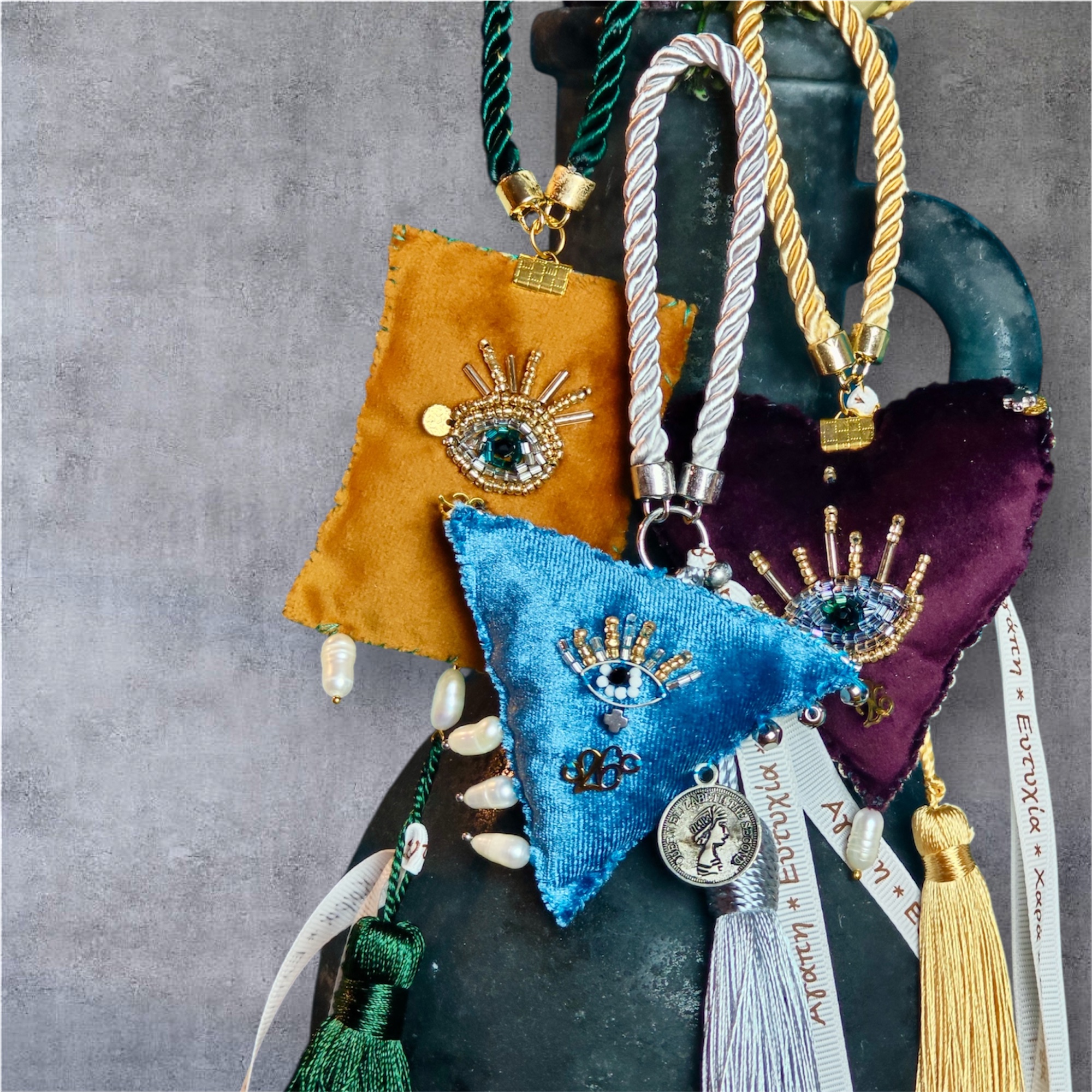 Ceramoποιώ Γούρι 2026