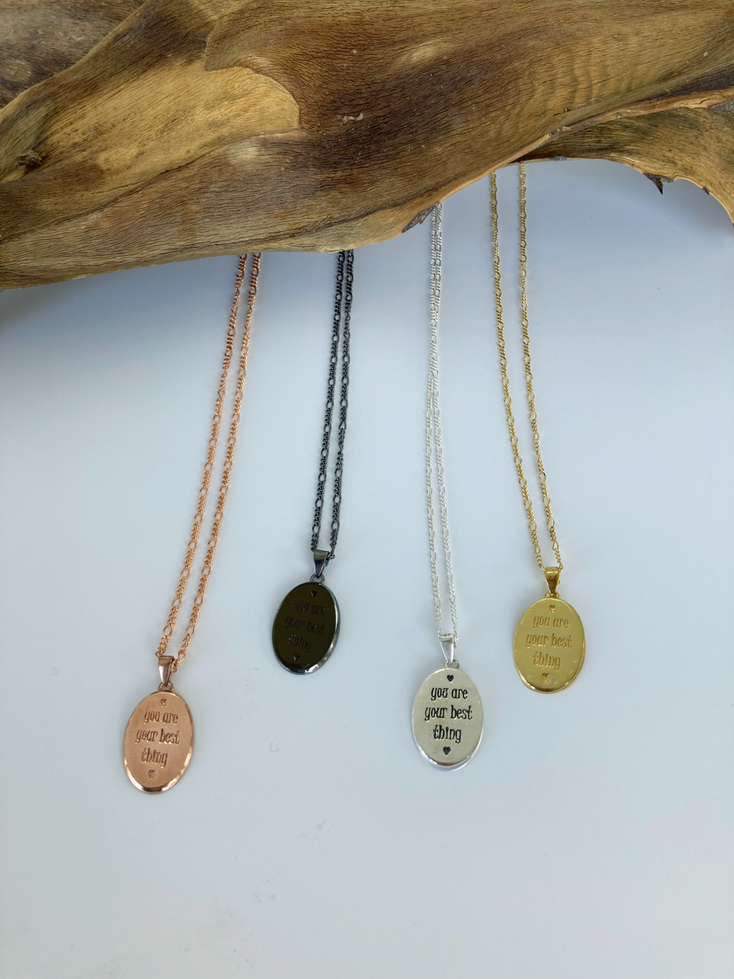 Μενταγιόν "You are your best think"