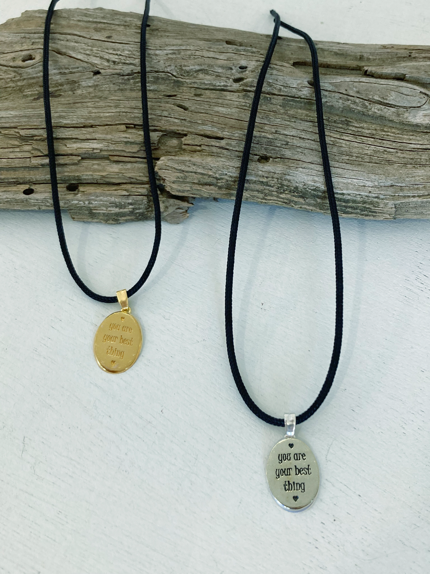 Μενταγιόν "You are your best think", με αλυσίδα ή κορδόνι
