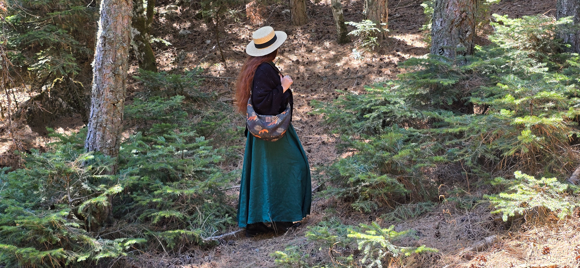 Foxfern - Crescent Bag