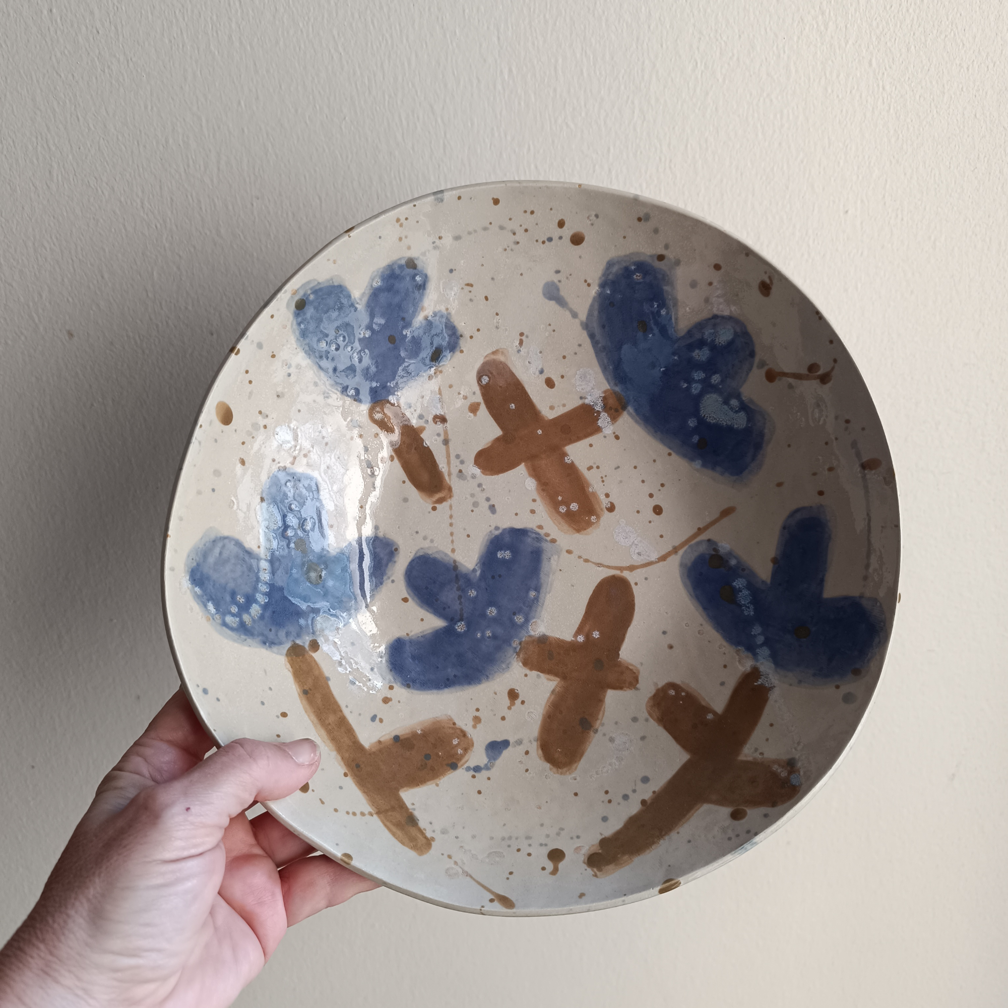 Abstract Purple Flower Salad Bowl