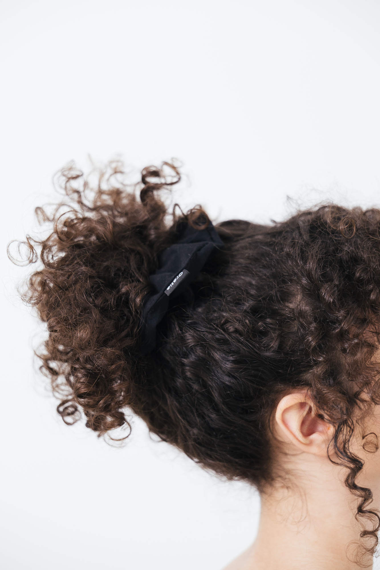 Oratia Scrunchie Black