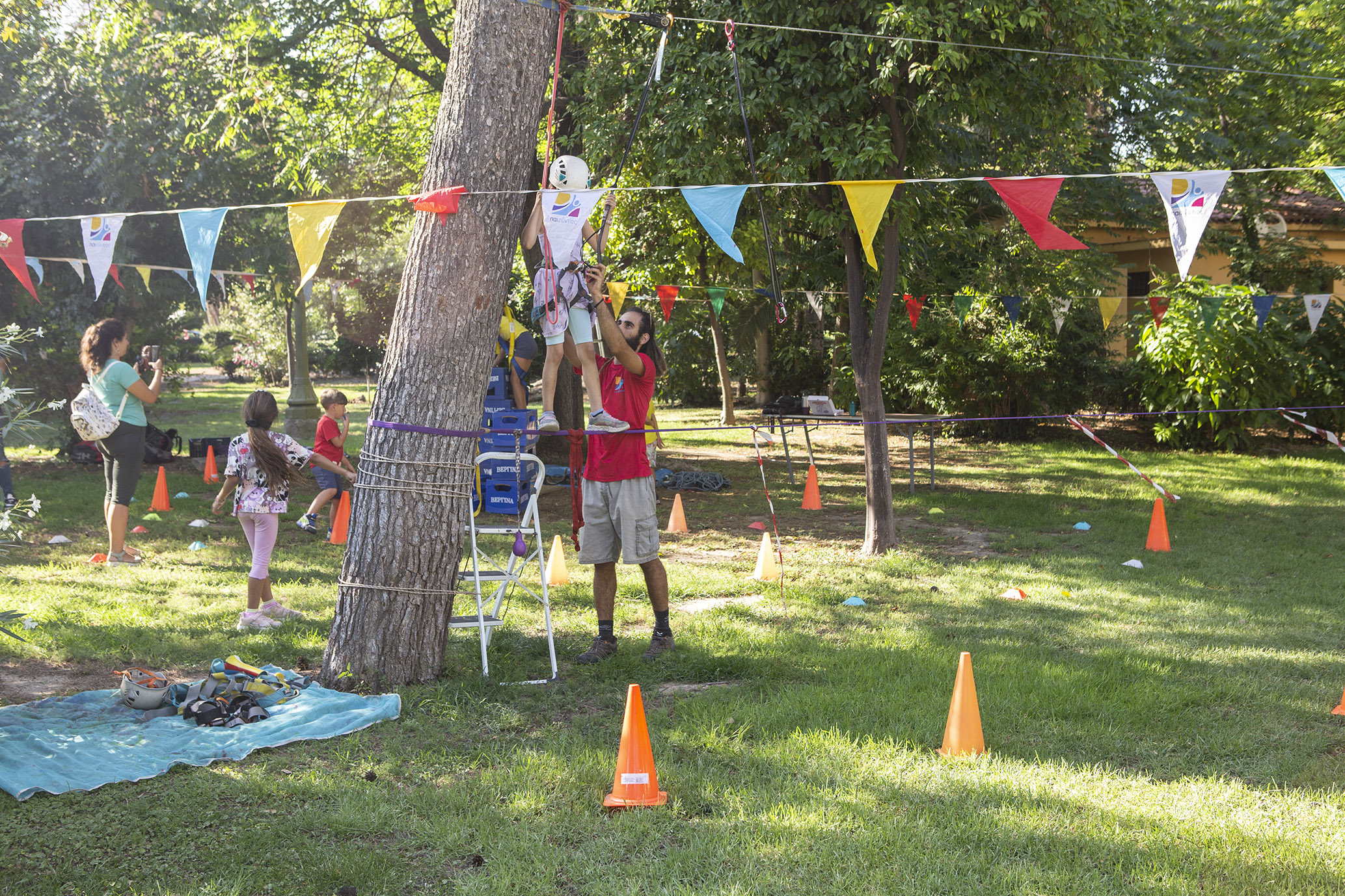 Υπαίθριες δραστηριότητες από ΠΑΙΖώΝΤΑΣ